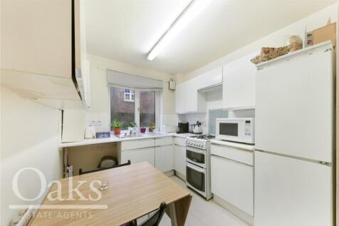 Kitchen/ Dining Room