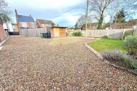 Parking &amp; Garden Area