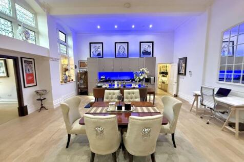 Kitchen/Living/Dining