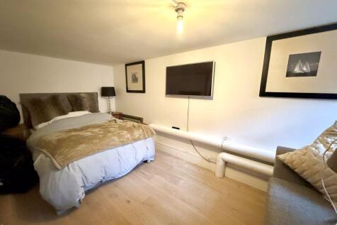 Office/Bedroom