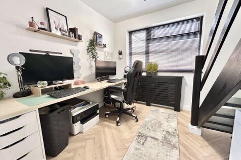 Study / Office
