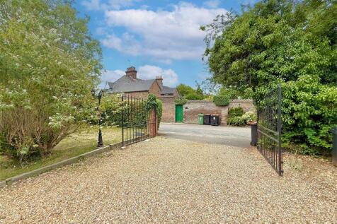 Entrance Grounds
