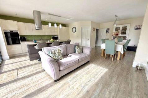 Kitchen/Dining/Living
