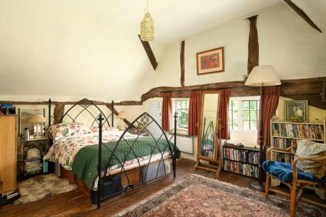 Principal bedroom