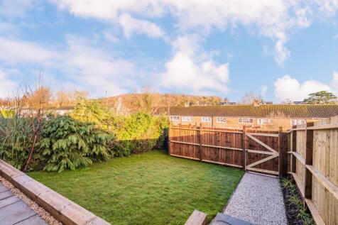 Enclosed garden