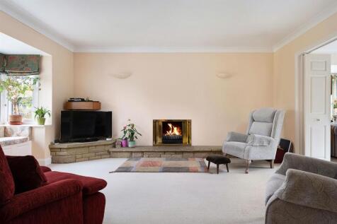 Living room.jpg