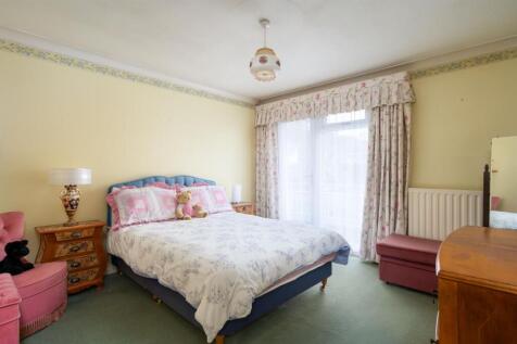250327-3836 Bedroom.jpg