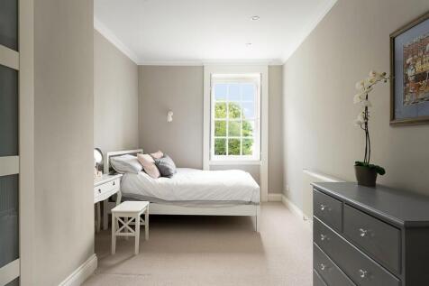 Bedroom 4 - first floor