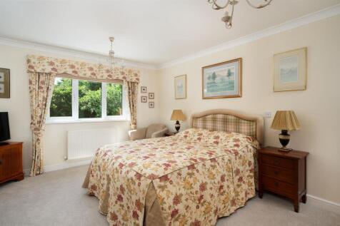 Principal bedroom