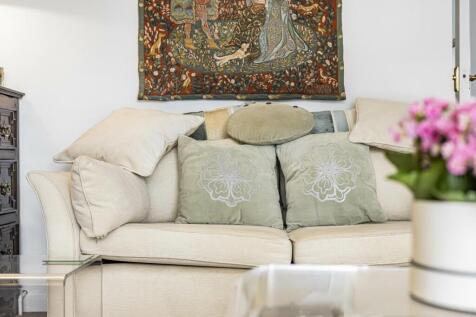 Sitting room detail