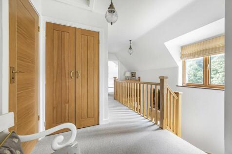 First floor landing
