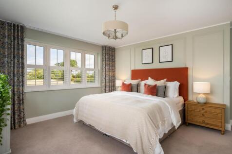 Principal bedroom