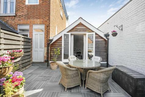Roof terrace