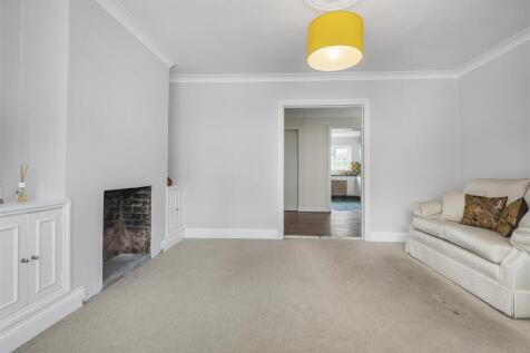 Sitting room to dining room
