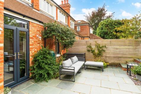 Landscaped rear garden