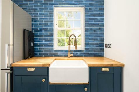 Annexe kitchenette
