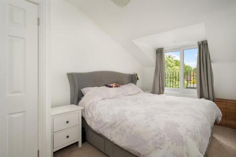 Principal bedroom
