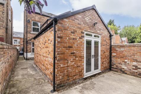 14GloucesterAve-37