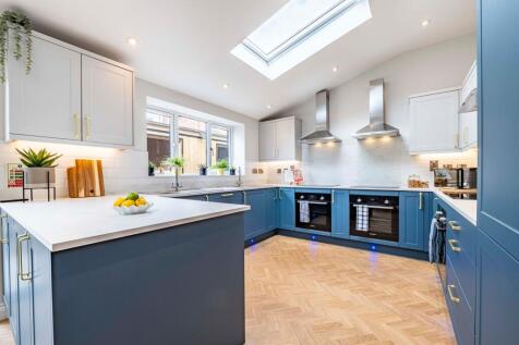 Living Area &amp; Kitchen