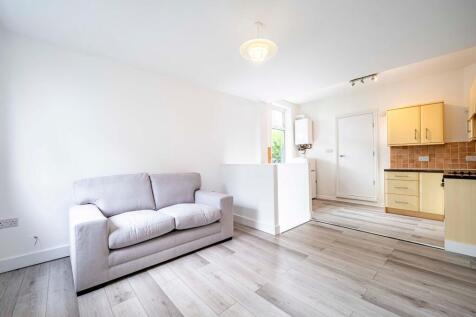 Open Plan Kitchen/Lounge