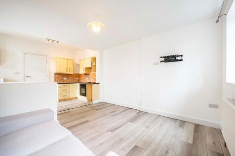 Open Plan Kitchen/Lounge