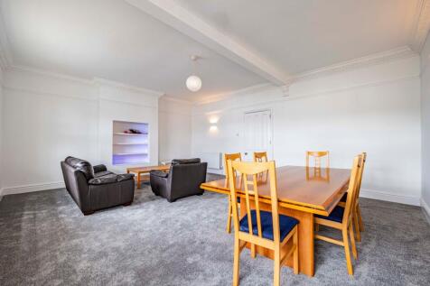 Lounge/Diner