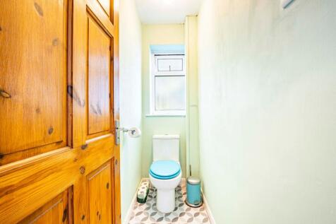 Separate WC