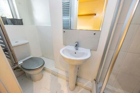 Room 3 Ensuite