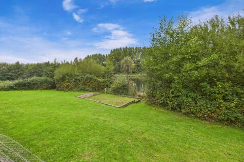 Garden View Of Lakes