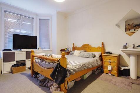 Photo 33
