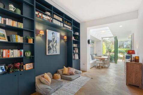 Property Image 4