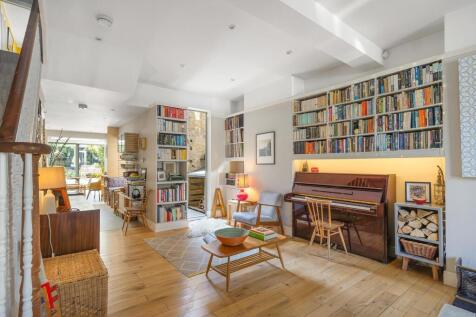 Property Image 4