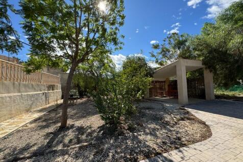 Property Image 38