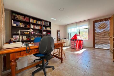 Property Image 116
