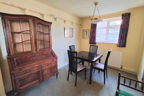 Living/Dining Room