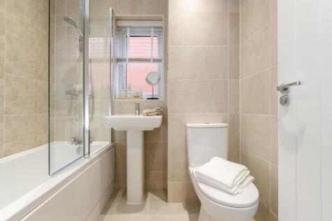 Energy-efficient family bathroom
