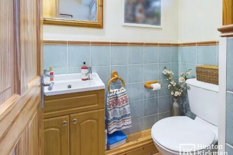 Property Image 4