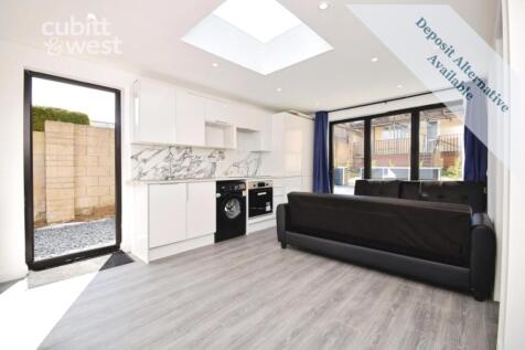 Lounge/Kitchen