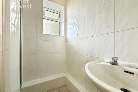 Shared Shower Room