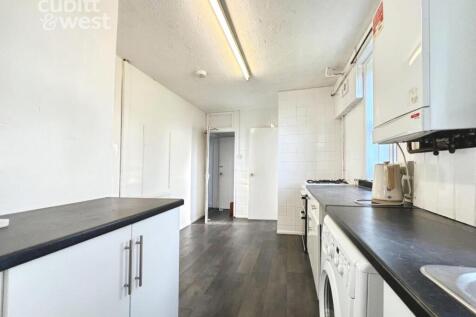 Communal Kitchen