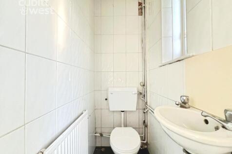 Communal WC