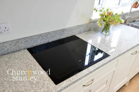Induction hob