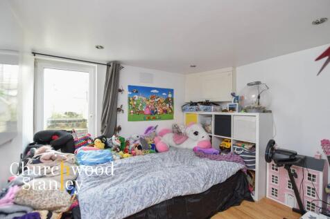 Bedroom (Basement)