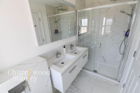 Ensuite shower room