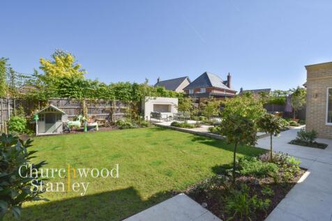 Landscaped Rear Garden