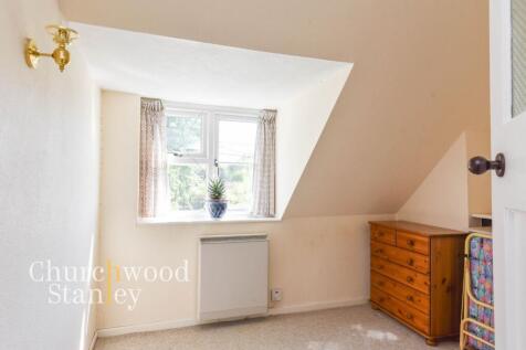 Second bedroom