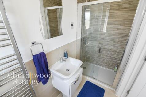 Ensuite shower room