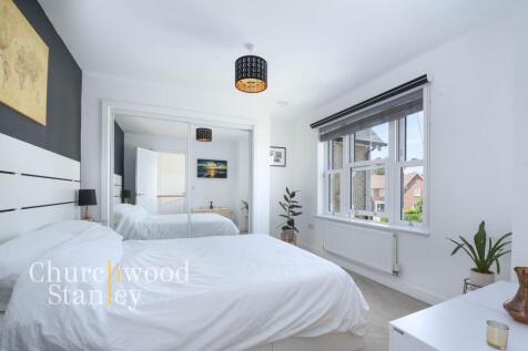Second bedroom