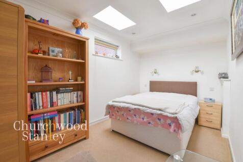 Fifth (GF) bedroom