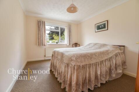 Second bedroom